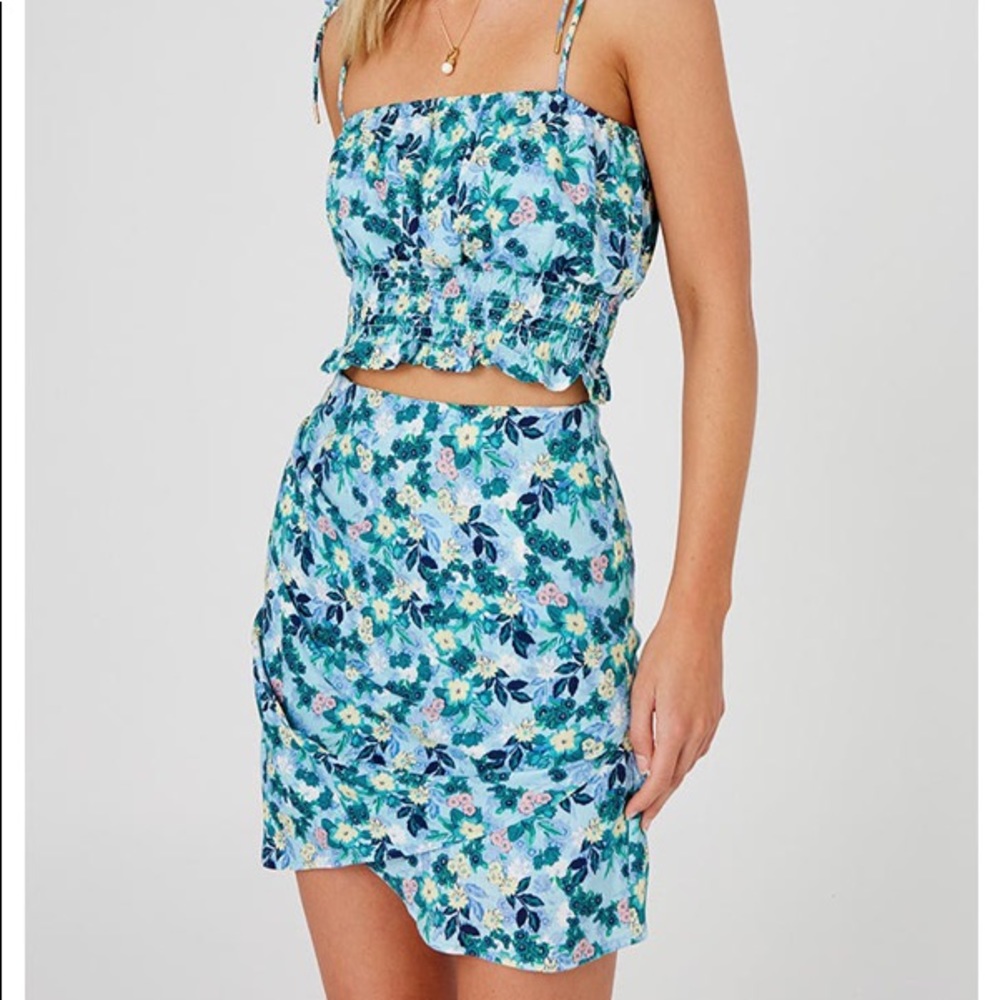 Relaxed fit top with elasticated waist